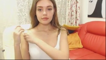 Lesbian Huge Boobs Sucking